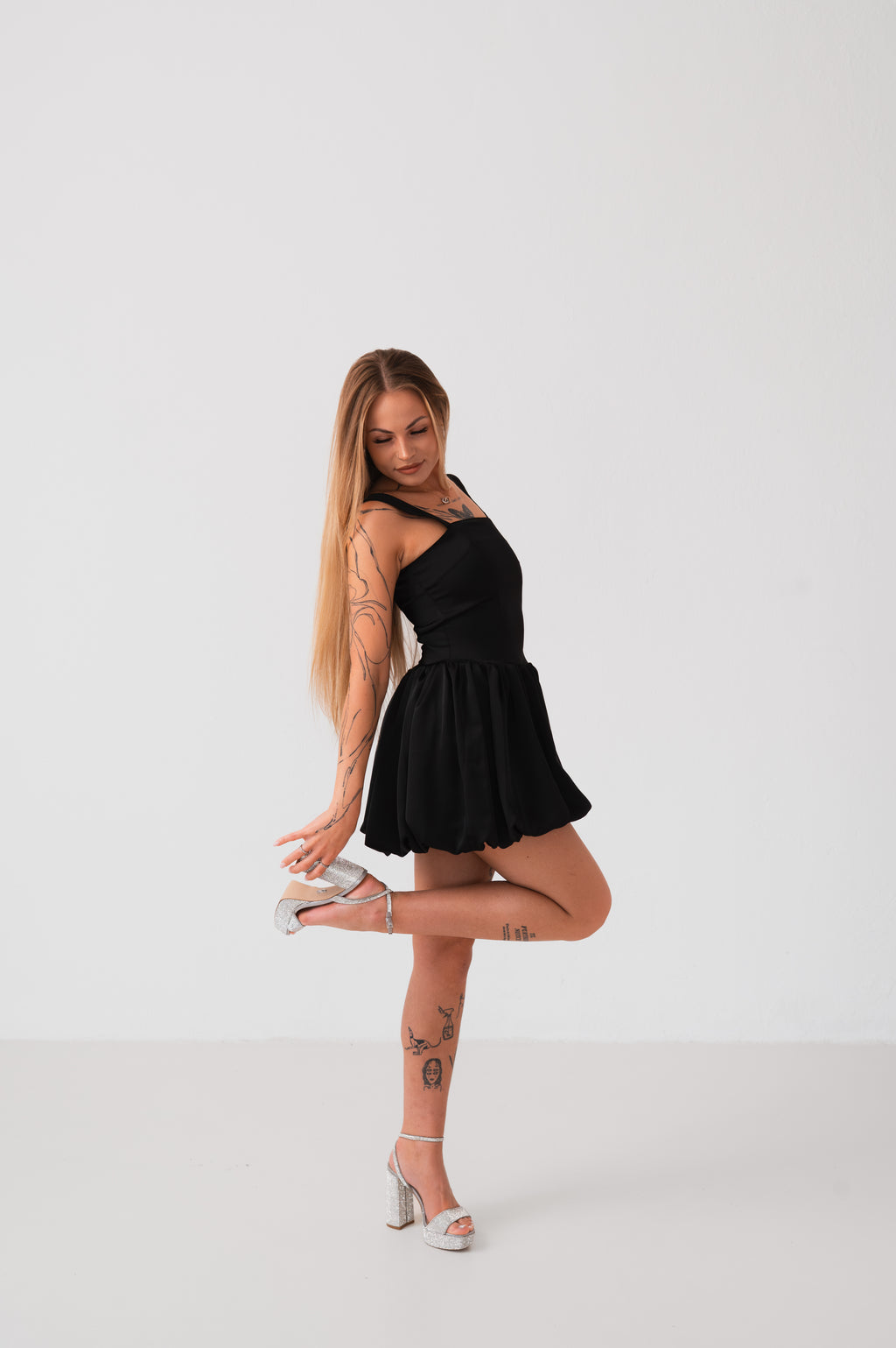 BALLERINA Černá